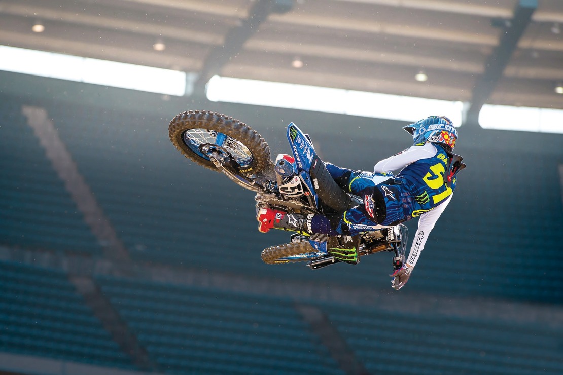 VXPro4_Barcia_Hero